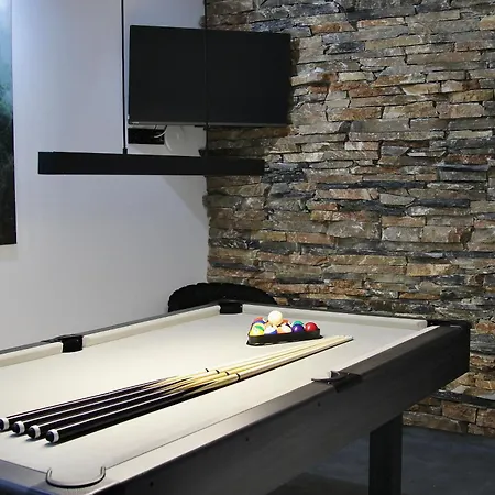 Na Skraju Lasu Tatil Evi