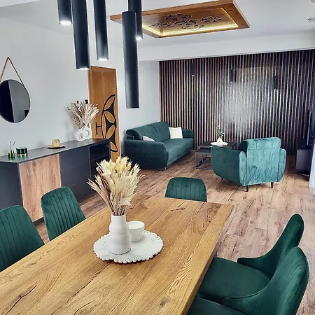 Tatil Evi Na Skraju Lasu